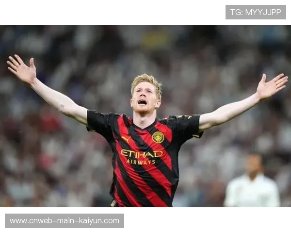 皇马评估德布劳内式重心控制：顶级中场的制胜之钥Description_探索皇马对于德布劳内般重心控制技巧的深度分析，从战术布局、身体技巧到心智素养，揭示顶级中场大师如何引领球队迈向巅峰。Keywords_皇马,德布劳内,重心控制,中场核心,战术分析,球技提升,竞技心理